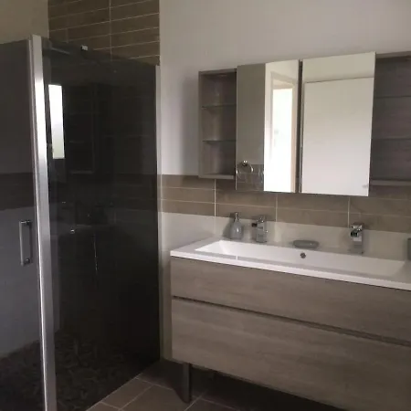 Semesterbostad Maison Neuve Basque St Pee Sur Nivelle