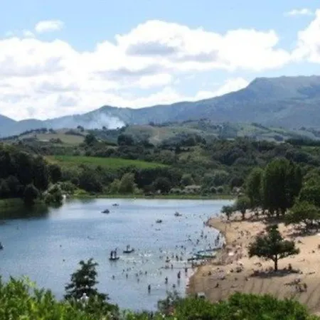 Semesterbostad Maison Neuve Basque St Pee Sur Nivelle *